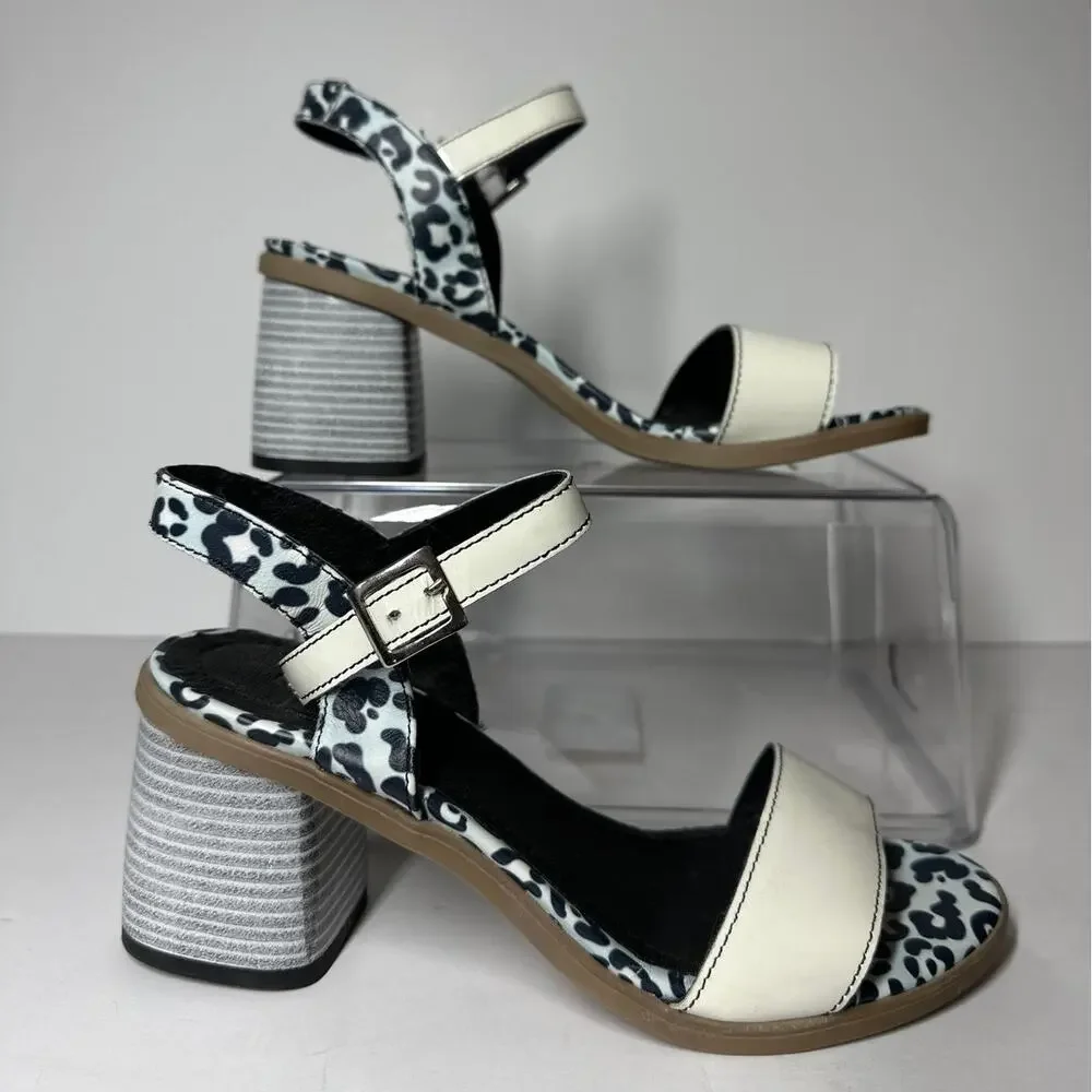 Girotti Summer Strap Sandals Italian Leather White Animal Print Size 38 US 7.5 - Picture 2 of 9